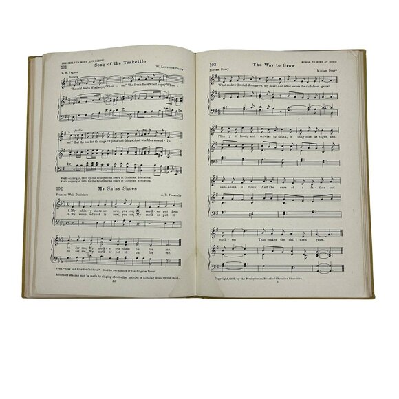 When the Little Child Wants to Sing Hymnal Music Book - Picture 6 of 11